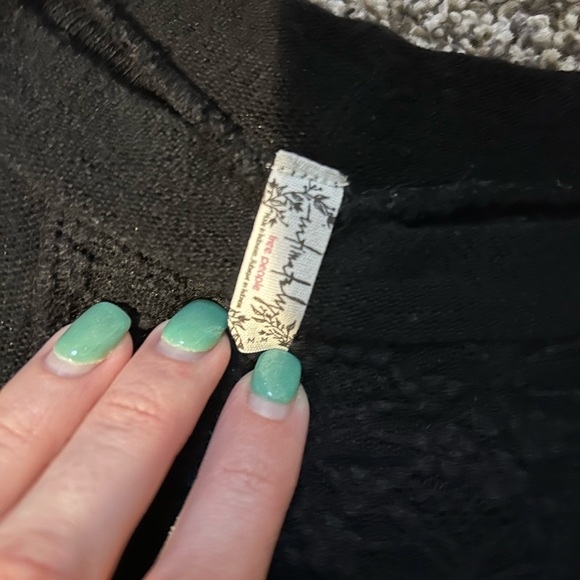 Size M Free People Black Lace Long Sleeve Shirt - Picture 3 of 5